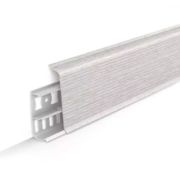 Плинтус Деконика Клен патина 70мм 2,2м