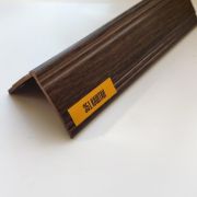 Угол фигурный 25*25 Каштан 2,7м