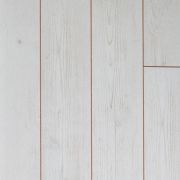 Ламинат Adventure 44018 Сосна милано 8мм 32 кл (10шт/2,058м2)